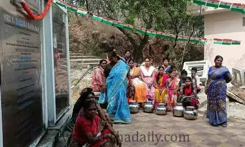 మల్లాపూర్‌లో రిజర్వాయర్‌ను ముట్టడించిన మహిళలు