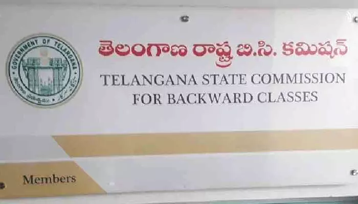 ఖమ్మం కలెక్టర్, కమిషనర్లపై బీసీ కమిషన్ సీరియస్ ఖమ్మం కలెక్టర్, కమిషనర్లపై బీసీ కమిషన్ సీరియస్