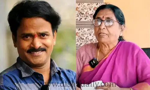 వేణు మాధవ్‌కి 8 ఫ్లాట్‌లు ఉన్నాయి.. నేను మాత్రం అద్దె ఇంట్లో ఉంటున్న: తల్లి ఆవేదన