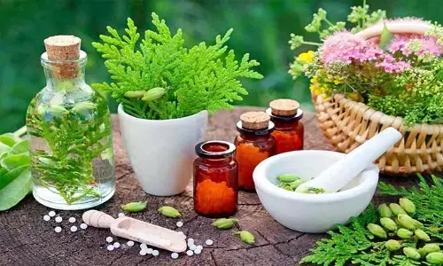 నేచురోపతి వైద్యులకు మొండిచెయ్యి