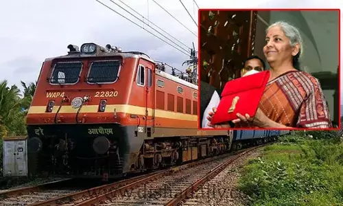 Budget 2023 Live Updates: ఎన్నికల వేళ రైల్వేకు భారీ బడ్జెట్‌!