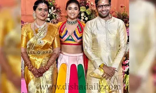 కీర్తి సురేష్ డ్రెస్సింగ్‌పై దారుణమైన ట్రోలింగ్.. షామియానా క్లాత్ అంటూ