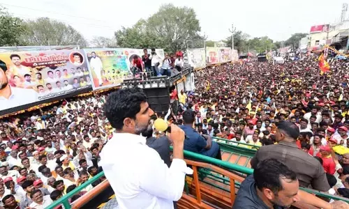 Nara lokesh Yuvagalam: నారా లోకేశ్ వాహనం సీజ్.. స్వల్ప ఉద్రిక్తత