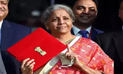 సామాన్యులను విస్మరించిన బడ్జెట్..