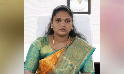మాకు రాజకీయ భిక్షపెట్టంది శ్రీధర్ రెడ్డి సోదరులే: పొట్లూరి స్రవంతి