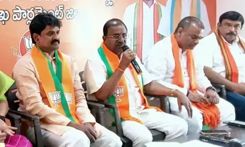 Ap News: త్వరలో బీజేపీ కూడా పాదయాత్ర.. స్పష్టం చేసిన సోము వీర్రాజు