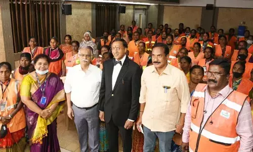 జీహెచ్ఎంసీ కార్మికులకు ఉచితంగా క్యాన్సర్ పరీక్షలు..