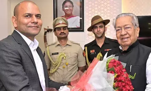 Governor Harichandan ముఖ్య కార్యదర్శిగా ఏకే సింఘాల్ బాధ్యతలు