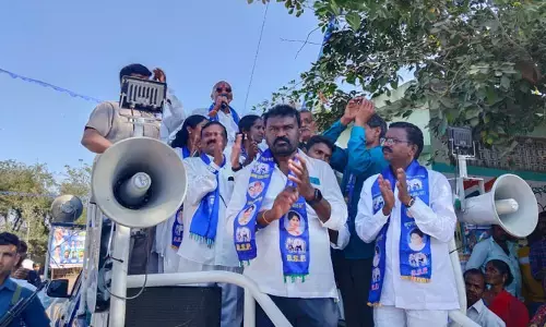 ఓట్లు బహుజనులవి.. అధికారం అగ్ర వర్ణాలకా?.. బీఎస్పీ రాష్ట్ర చీఫ్ R. S. Praveen Kumar