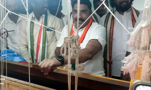 అలంపూర్‌లో అవినీతి రాజ్యమేలుతోంది