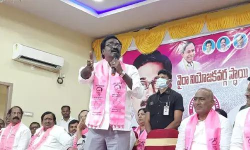 ఇటు ఉన్నోడికి రూ.కోటిన్నర