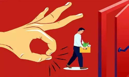 ఉద్యోగుల తొలగింపు... సంక్షోభాన్ని పరిష్కరిస్తుందా?