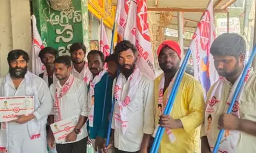 టీఆర్ఎస్ పాలన మోసపూరితం : వంగ లక్ష్మణ్ గౌడ్