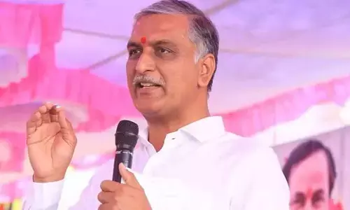 కంపెనీలు అమ్మడం తప్ప BJP చేసిందేమి లేదు: కేంద్రంపై మంత్రి హరీష్ రావు ఫైర్