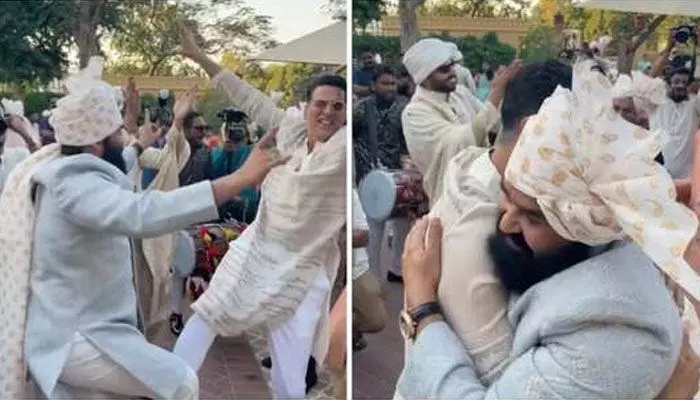 డ్యాన్స్ ఇరగదీసిన మోహన్ లాల్-అక్షయ్ కుమార్.. డ్యాన్స్ ఇరగదీసిన మోహన్ లాల్-అక్షయ్ కుమార్..