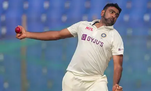 మరో ఘనత సాధించిన అశ్విన్.. టెస్ట్ క్రికెట్ చరిత్రలోనే రెండవ బౌలర్ రికార్డ్