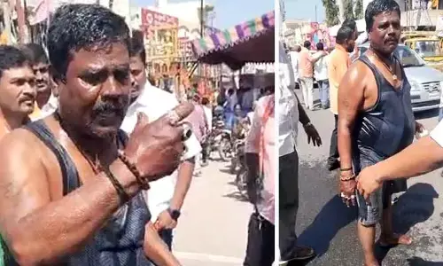 డబుల్ బెడ్రూం ఇంటి కోసం వ్యక్తి ఆత్మహత్యాయత్నం