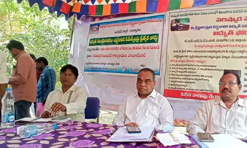 కన్జ్యూమర్లను విద్యుత్ అధికారులు ఇబ్బంది కలిగించవద్దు