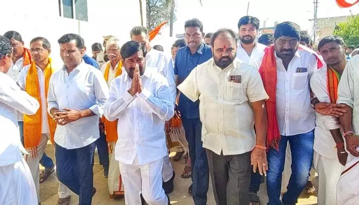 ఆధ్యాత్మిక చింతనతో ప్రశాంతమైన జీవితం: మంత్రి జగదీష్ రెడ్డి ఆధ్యాత్మిక చింతనతో ప్రశాంతమైన జీవితం: మంత్రి జగదీష్ రెడ్డి