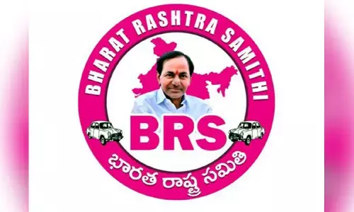 ఊపిరి పీల్చుకున్న ఎమ్మెల్యేలు.. పరేడ్ గ్రౌండ్స్ సభ వాయిదాతో రిలీఫ్