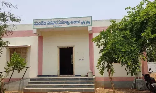 మహిళా సంఘం సభ్యుల సంతకాల ఫోర్జరీ.. తరువాత ఏం చేశారంటే..