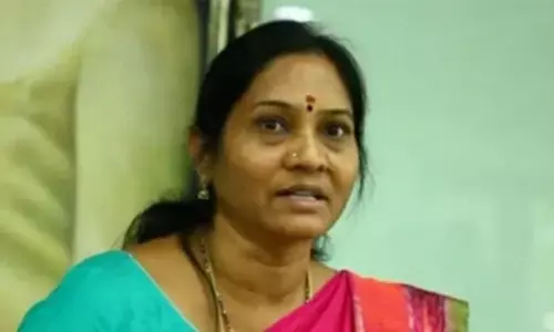 సీఎం కేసీఆర్ పై ఇందిరా శోభన్ ఫైర్