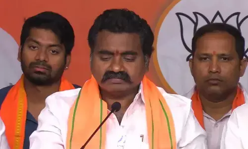 మంత్రి కేటీఆర్ చేనేత పై అసత్య ప్రచారం