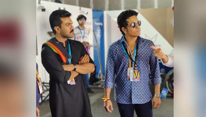 ఆయనతో కలిసి మ్యాచ్ చూడటం థ్రిల్లింగ్ గా అనిపించింది.. హీరో రామ్ చరణ్ ఆయనతో కలిసి మ్యాచ్ చూడటం థ్రిల్లింగ్ గా అనిపించింది.. హీరో రామ్ చరణ్