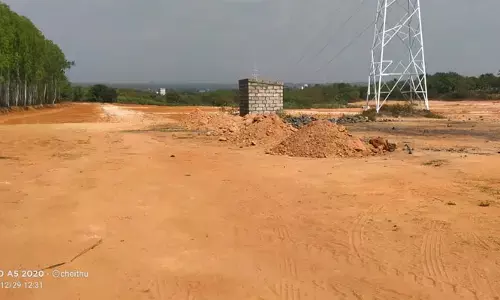 కొత్తగూడెంలో కలియుగ వామనుడు