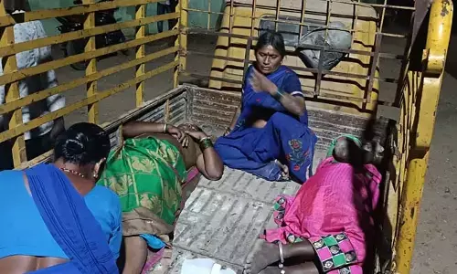 రెండు ఆటోలు ఢీకొని ఒకరి మృతి.. పెళ్లి వస్త్రాలు తీసుకొస్తుండగా ఘటన..