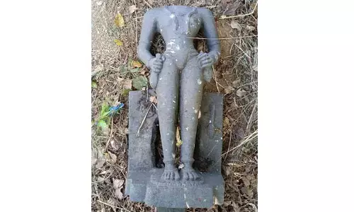 కాకతీయ కాలంనాటి విగ్రహం లభ్యం..?