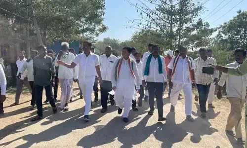 రైతులకు ప్రభుత్వం క్షమాపణ చెప్పాలి..