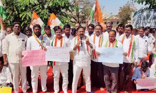 వ్యవసాయానికి 24 గంటల విద్యుత్​ ఉత్తిమాటే : డీసీసీ అధ్యక్షుడు టి.రామ్మోహన్​ రెడ్డి
