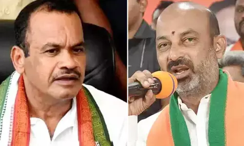 ఎంపీ కోమటిరెడ్డి వ్యాఖ్యలపై బండి సంజయ్ స్ట్రాంగ్ రియాక్షన్
