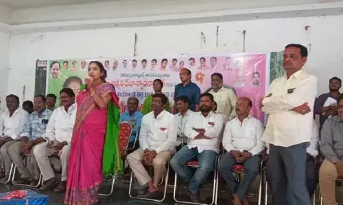విద్యార్థుల పైనే దేశ భవిష్యత్తు..