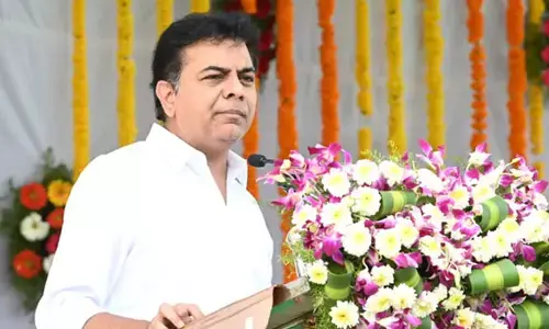 హిండెన్ బర్గ్‌పై ఈడీ దాడులు ఉంటాయా?: KTR