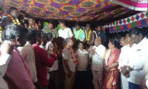 జర్నలిస్టులకు ఇళ్ల స్థలాలు ఇచ్చే బాధ్యత నాది