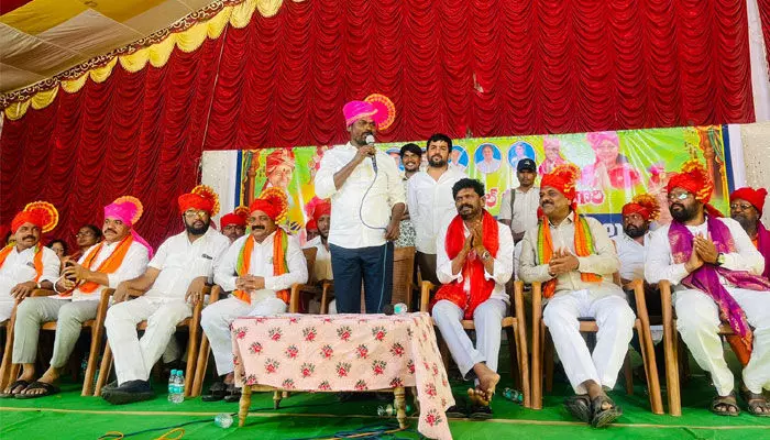 సంత్ సేవాలాల్ ఆలయ నిర్మాణానికి రూ.కోటి విరాళం సంత్ సేవాలాల్ ఆలయ నిర్మాణానికి రూ.కోటి విరాళం