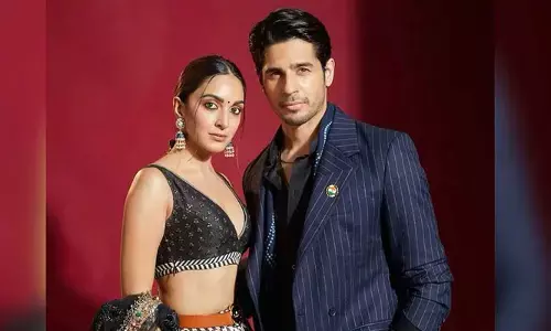 Bollywood : పెళ్లికి ముందే గర్భం దాల్చిన కియారా.. ట్రెండ్ ఫాలో అయిందట?