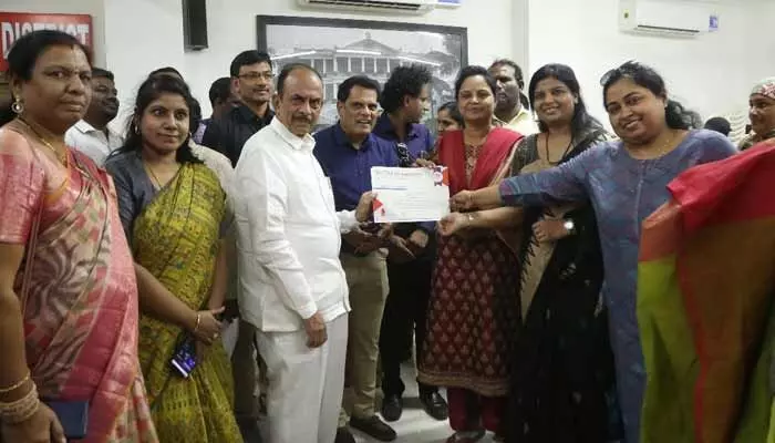 అన్ని దానాలలో కెల్లా రక్తదానం మిన్న: హోం మంత్రి మహమూద్ అలీ అన్ని దానాలలో కెల్లా రక్తదానం మిన్న: హోం మంత్రి మహమూద్ అలీ
