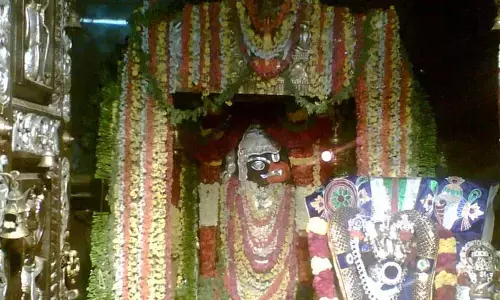 Hanuman : రాముడు గోటితో గీసిన ఆంజనేయ స్వామి ఎక్కడున్నాడంటే ?