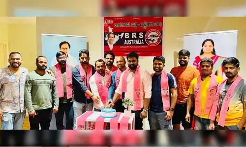 ఆస్ట్రేలియాలో అట్టహాసంగా KCR జన్మదిన వేడుకలు