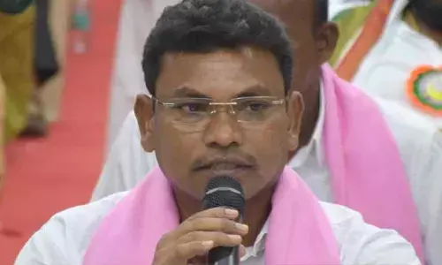 కాంగ్రెస్, బీజేపీ చీఫ్‌లు ఉండాల్సింది పిచ్చాస్పత్రుల్లోనే.. రేగా కాంతారావు