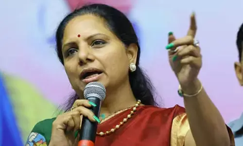 కేంద్రం మితిమీరిన అప్పులు.. నిర్మలా సీతారామన్‌ కామెంట్లపై కవిత