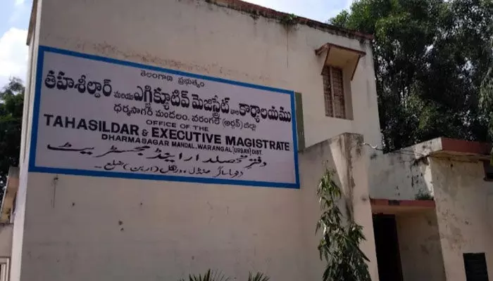 ధర్మసాగర్ను దందాకు వదిలేశారా..? ధర్మసాగర్ను దందాకు వదిలేశారా..?