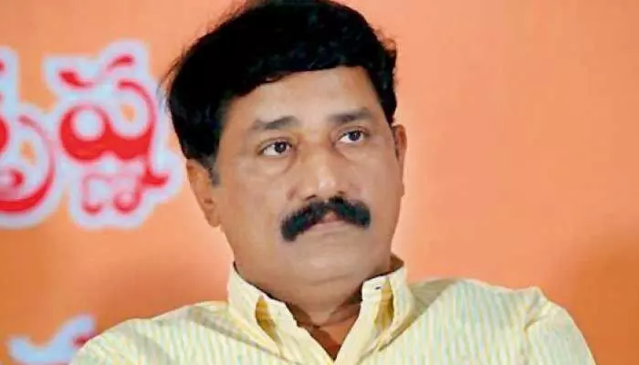 Chandrababu పర్యటనను అడ్డుకోవడంపై గంటా ఆగ్రహం Chandrababu పర్యటనను అడ్డుకోవడంపై గంటా ఆగ్రహం