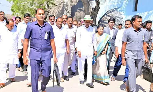 3 కిలోమీటర్లకో పదవి.. సీఎం టూర్‌లో చిత్ర విచిత్రాలు!