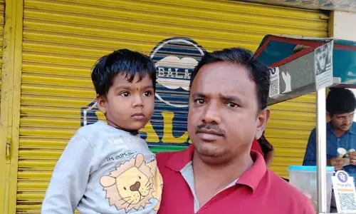 బాలుడు మిస్సింగ్ కేసును నిమిషాల్లో ఛేదించిన పోలీసులు