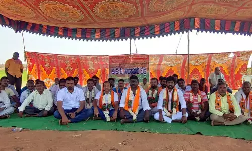 ఎమ్మెల్యే రసమయి రాజీనామా చేయాలి