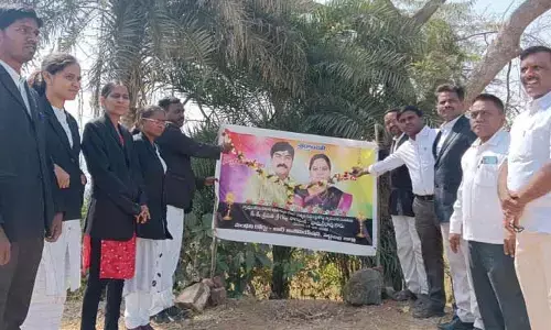 హైకోర్టు న్యాయవాద దంపతులకు ఘన నివాళి